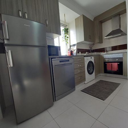 Friendly Peniche Apartment Eksteriør billede