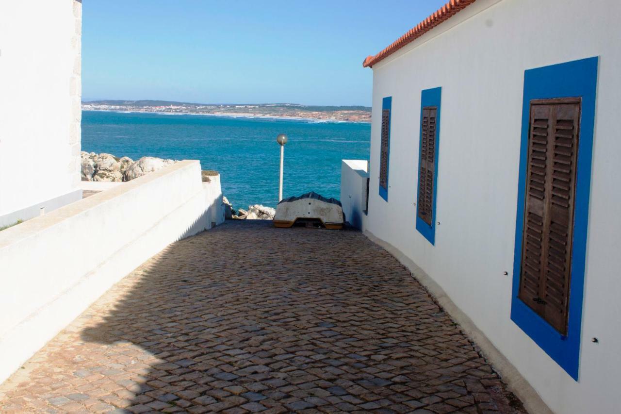 Friendly Peniche Apartment Eksteriør billede