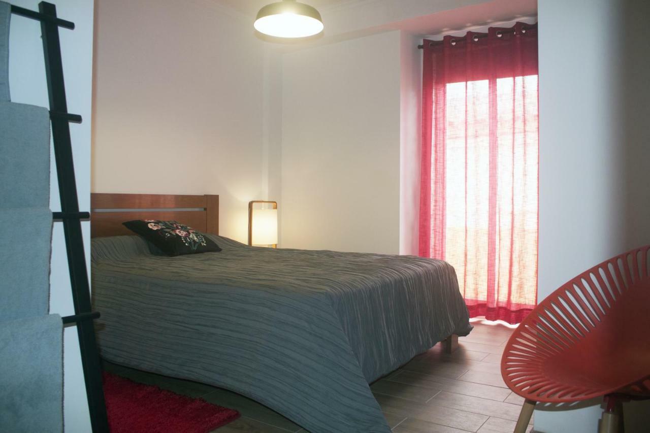 Friendly Peniche Apartment Eksteriør billede